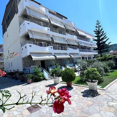 Hotel Antonis 3*