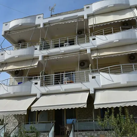Hotel Antonis Himare Fshat