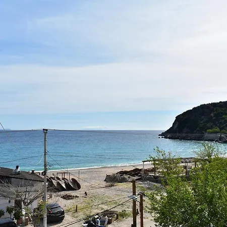 Antonis Hotel 3*